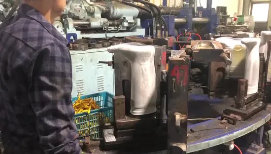 Outlets de fábrica cubiertas de zapatos desechables cubiertas de zapatos no tejidas impermeables antipolvo PP CPE PE cubiertas de zapatos para botas